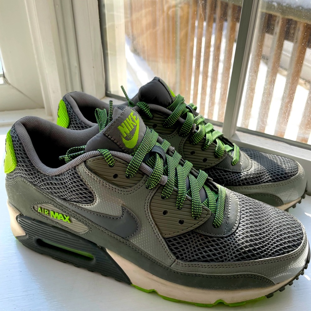 Nike Women’s Air Sneakers